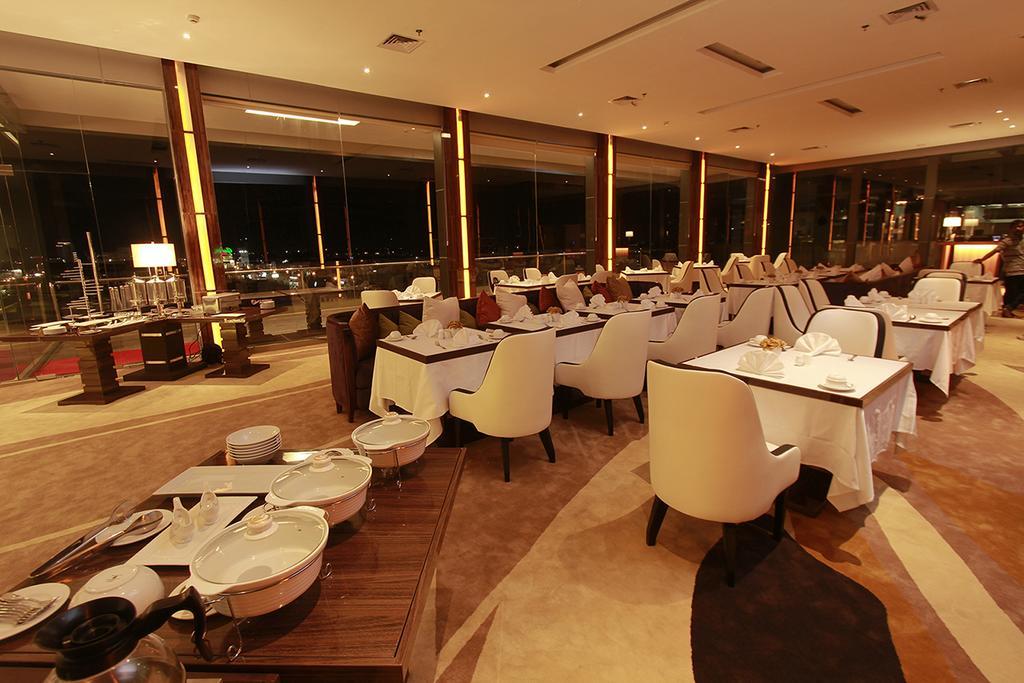 Royal Asnof Hotel Pekanbaru Exterior photo